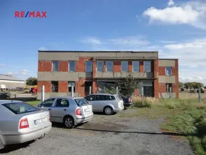 Prodej obchodního prostoru, Oskořínek, Chlebská, 1600 m2