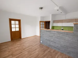 Pronájem bytu 2+kk, Brno, Krymská, 40 m2