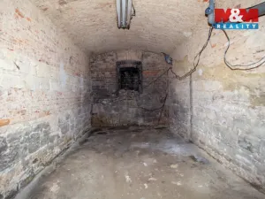 Pronájem, Praha - Žižkov, Havlíčkovo náměstí, 146 m2