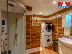 Prodej bytu 3+1, Orlová - Lutyně, Karla Dvořáčka, 67 m2