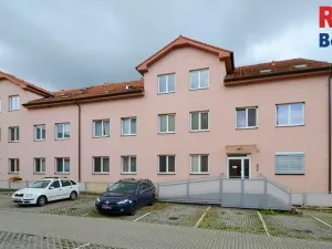 Pronájem bytu 2+kk, Šestajovice, Komenského, 46 m2