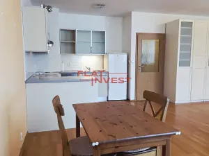 Pronájem bytu 1+kk, Praha - Letňany, Tupolevova, 41 m2