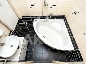 Prodej bytu 2+kk, Praha - Střešovice, Za Hládkovem, 47 m2