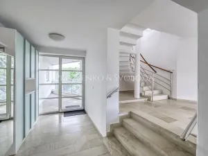 Prodej vícegeneračního domu, Křižanov, Benešovo náměstí, 530 m2