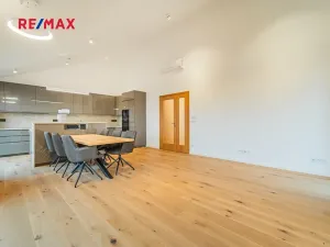 Pronájem bytu 3+kk, Praha - Kunratice, Děbolínská, 92 m2