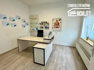 Pronájem obchodního prostoru, Chrudim, Obce Ležáků, 146 m2