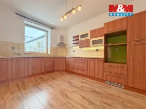 Prodej bytu 4+1, Mladá Vožice, Milady Jungmanové, 140 m2