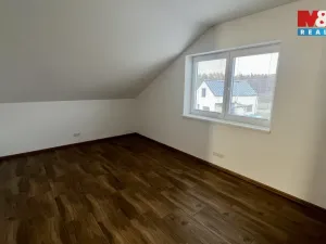Pronájem rodinného domu, Měník, 150 m2