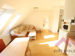 Pronájem bytu 2+kk, Praha - Radlice, Na Farkáně III, 56 m2