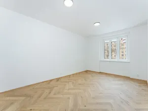 Prodej bytu 2+kk, Praha - Vršovice, Oblouková, 58 m2