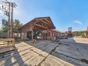 Prodej výrobních prostor, Seletice, 1508 m2