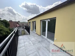 Pronájem bytu 4+kk, Praha - Vršovice, Oblouková, 136 m2