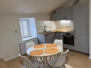 Pronájem bytu 2+kk, Stochov, Karlovarská, 53 m2