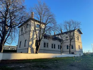 Pronájem bytu 1+kk, Praha - Vršovice, Bartoškova, 36 m2