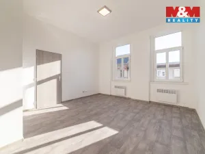 Pronájem bytu 1+1, Sokolov, Nádražní, 39 m2