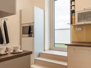 Pronájem atypického bytu, Brno, Majdalenky, 200 m2