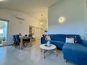 Prodej bytu 3+kk, Peroj, Chorvatsko, 56 m2