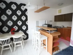 Pronájem bytu 1+kk, Praha - Vysočany, bratří Dohalských, 43 m2