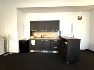 Pronájem kanceláře, Brno - Židenice, Kosmákova, 38 m2