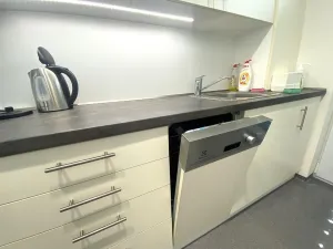 Pronájem kanceláře, Brno - Štýřice, Pražákova, 18 m2