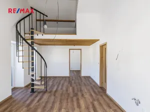 Prodej bytu 3+kk, Svoboda nad Úpou, Nádražní, 65 m2