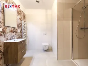 Prodej bytu 2+kk, Svoboda nad Úpou, Nádražní, 54 m2