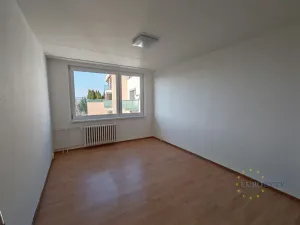 Pronájem bytu 3+1, Praha - Podolí, Ve svahu, 80 m2