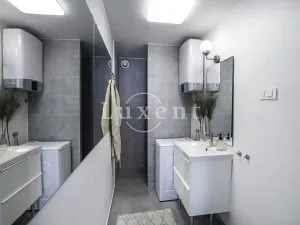 Prodej bytu 3+kk, Rogoznica, Chorvatsko, 74 m2