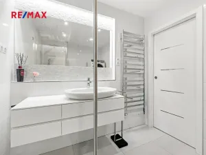 Prodej bytu 3+kk, Praha - Hrdlořezy, Učňovská, 71 m2