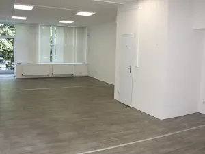 Pronájem kanceláře, Zlín, nám. T. G. Masaryka, 68 m2