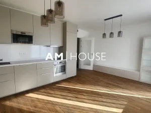 Pronájem bytu 2+kk, Praha - Vysočany, Smržových, 52 m2