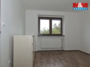 Pronájem bytu 3+kk, Chvaletice, Dukelská, 75 m2