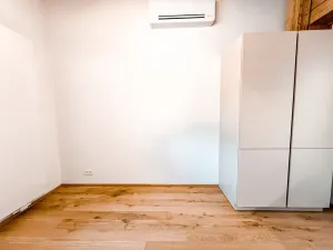 Pronájem bytu 2+kk, Praha - Nusle, Vrtbova, 43 m2