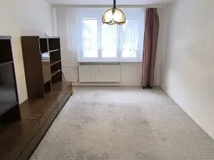 Prodej bytu 2+1, Cheb, Stavbařů, 63 m2