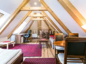 Pronájem bytu 1+kk, Praha - Malá Strana, Mostecká, 35 m2