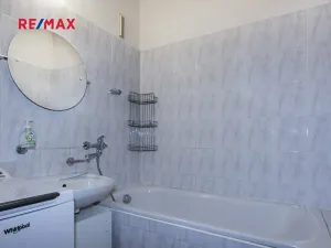 Prodej bytu 3+1, Praha - Nusle, K podjezdu, 60 m2