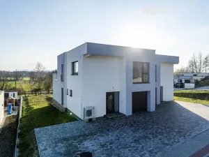 Prodej bytu 5+kk, Hluboká nad Vltavou, Pod Hůrkou, 208 m2