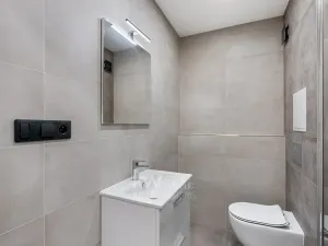 Prodej bytu 1+1, Praha - Troja, Olštýnská, 43 m2