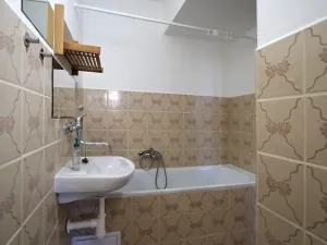 Pronájem bytu 2+kk, Praha - Žižkov, Bořivojova, 49 m2