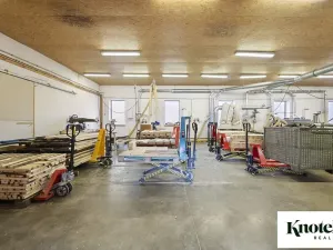 Pronájem výrobních prostor, Račice-Pístovice, 479 m2