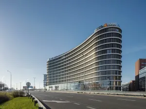 Pronájem kanceláře, Praha - Nusle, Pikrtova, 860 m2