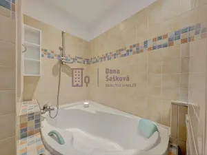 Pronájem bytu 3+1, Jindřichův Hradec, sídliště Vajgar, 64 m2