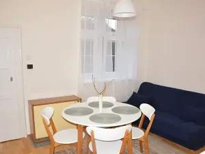 Pronájem bytu 2+kk, Praha - Břevnov, U Hvězdy, 45 m2