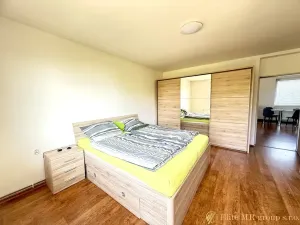 Prodej bytu 2+1, Žeretice, 67 m2