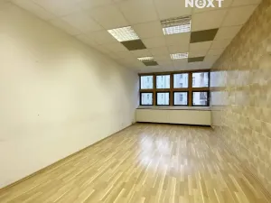 Pronájem kanceláře, Praha - Nové Město, Na Moráni, 114 m2