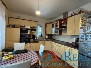 Prodej bytu 2+kk, Kozomín, 77 m2