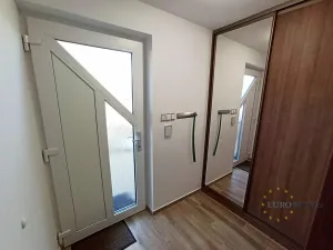 Pronájem rodinného domu, Vyžlovka, U Pískovny, 142 m2