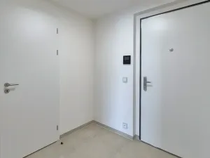 Prodej bytu 2+kk, Praha - Hlubočepy, Benešova, 52 m2