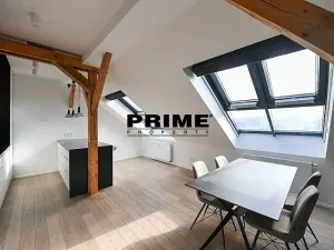 Pronájem bytu 3+kk, Praha - Vinohrady, náměstí Jiřího z Poděbrad, 156 m2