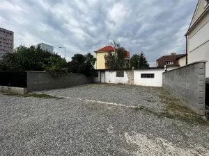 Pronájem garážového stání, Mladá Boleslav, Galetova, 86 m2